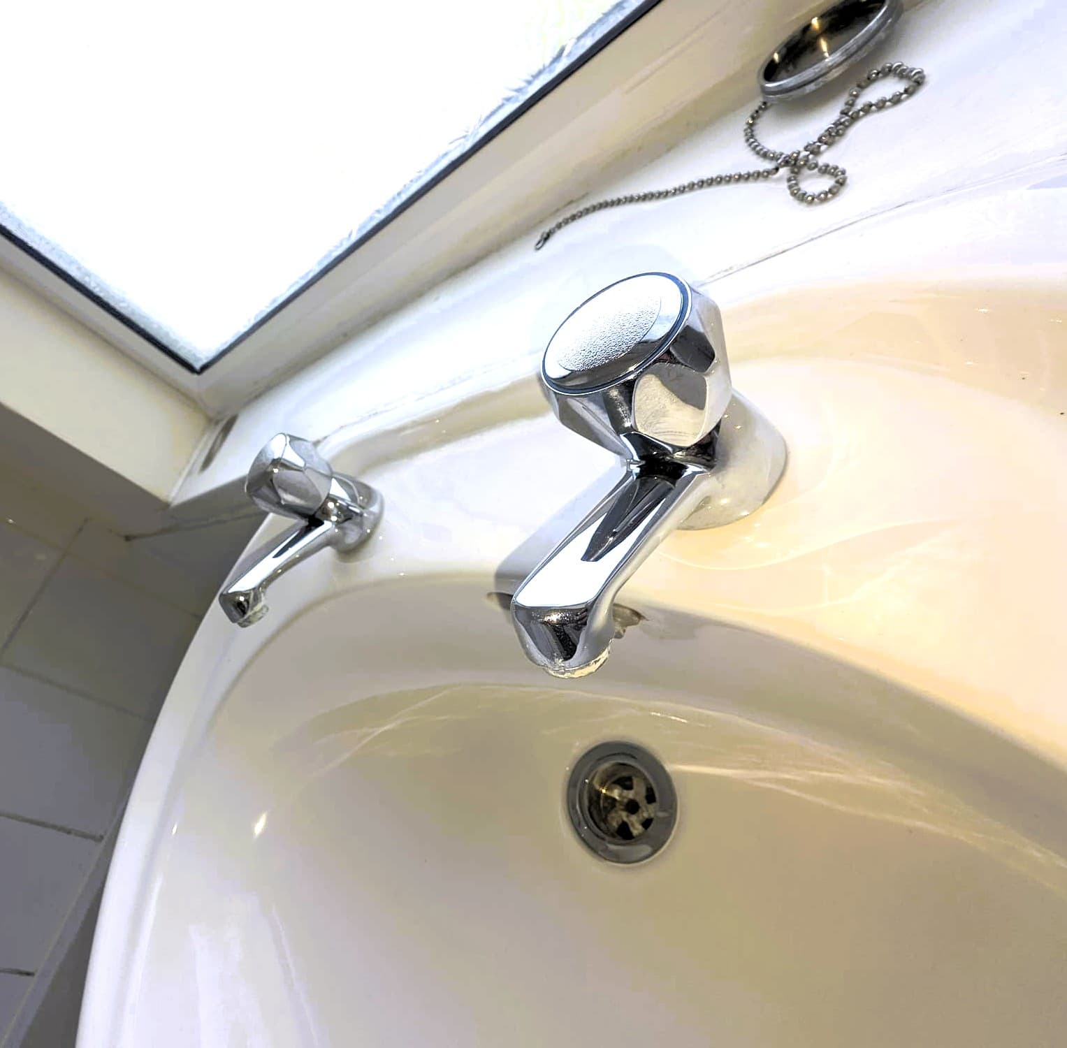 Bathroom cleaned by Pro Clean Bristol 